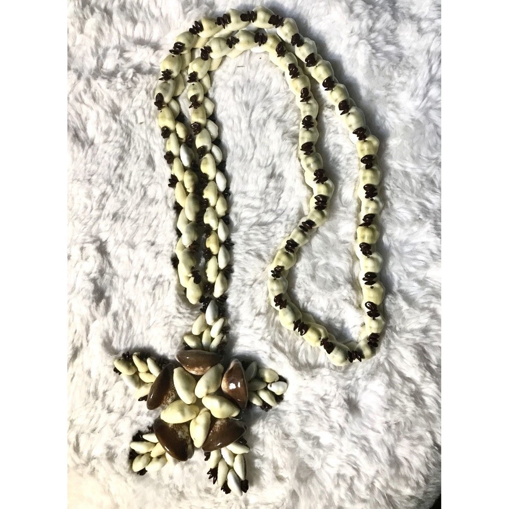 VTG Hawaiian Hawaii Cowrie Shell And Koa seed Large Necklace Beach Boho